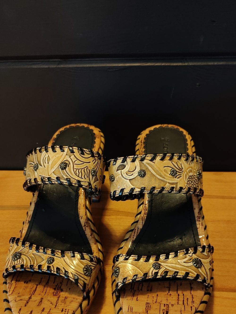 Sonora Western Style Women's 8M‎ 2 Strap Brown Leather Wedge Cork Heel Sandals